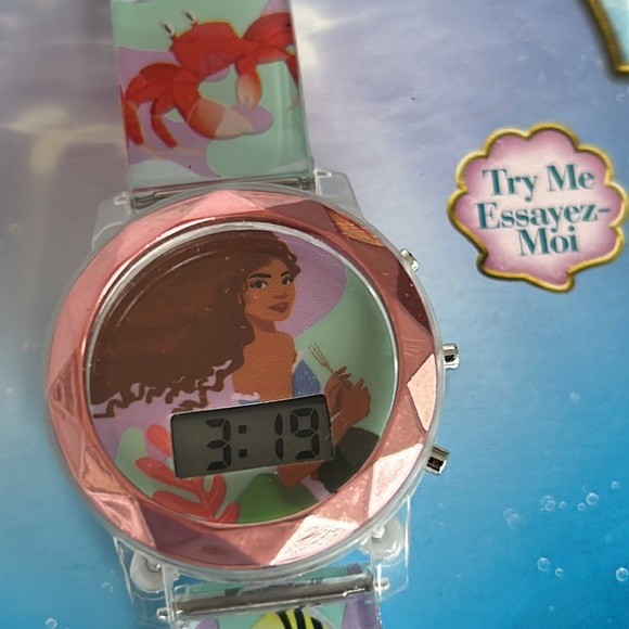Disney The Little Mermaid Flashing LCD Watch New In Packaging - Picture 9 of 9